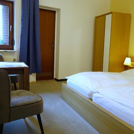 Pension Am Helenenwall Cologne Exterior photo